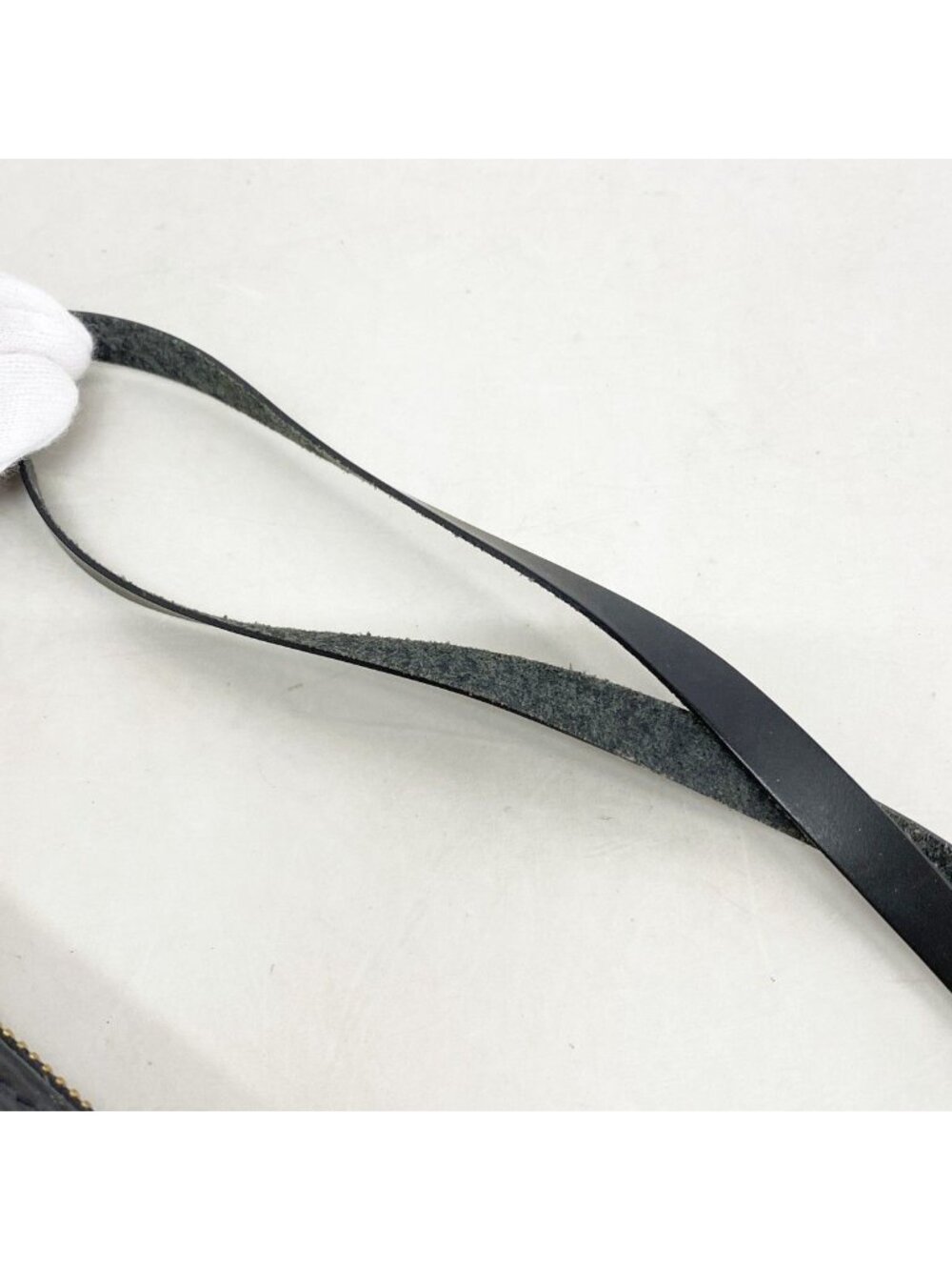 ★SOLD★ Louis Vuitton Pouch Epi Pochette Noir - Picture 9 of 10